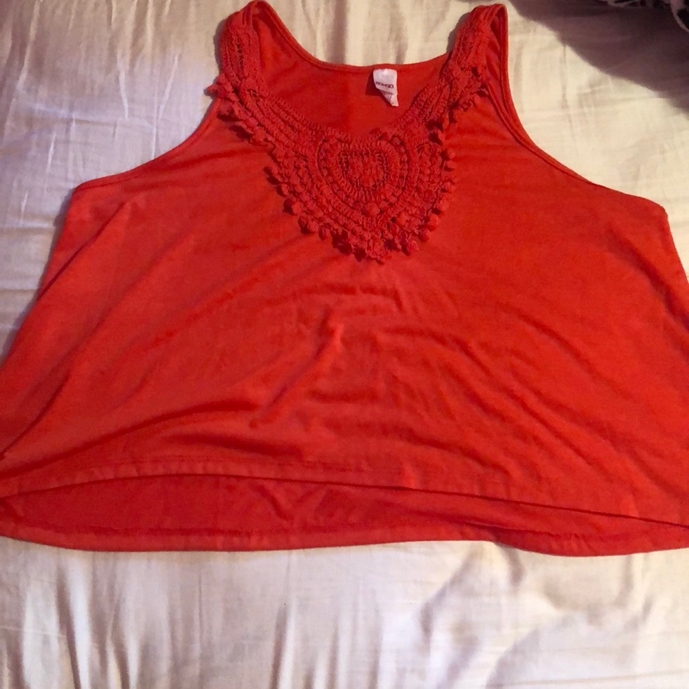 Loose crop top